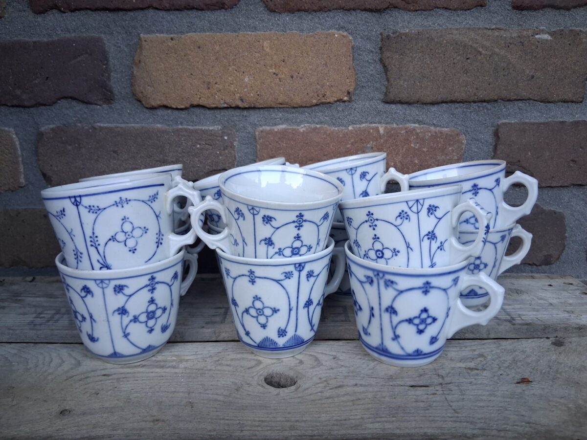 Blauw saks groot model kopjes , net iets kleiner dan een sensomok!!